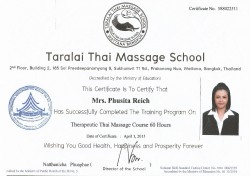 Therapeutic Thai Massage. / 2015